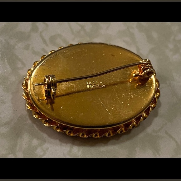 🙃 NOT AVAILABLE - Picture 4 of 6